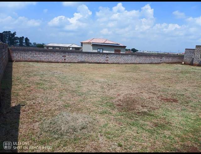 LAND FOR SALE IN VILLA LIZA
